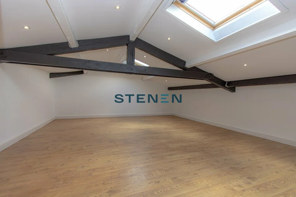 BUREAUX A LOUER DE 115 M&sup2;