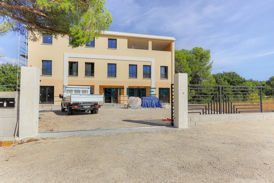 BUREAUX A LOUER DE 347 M²