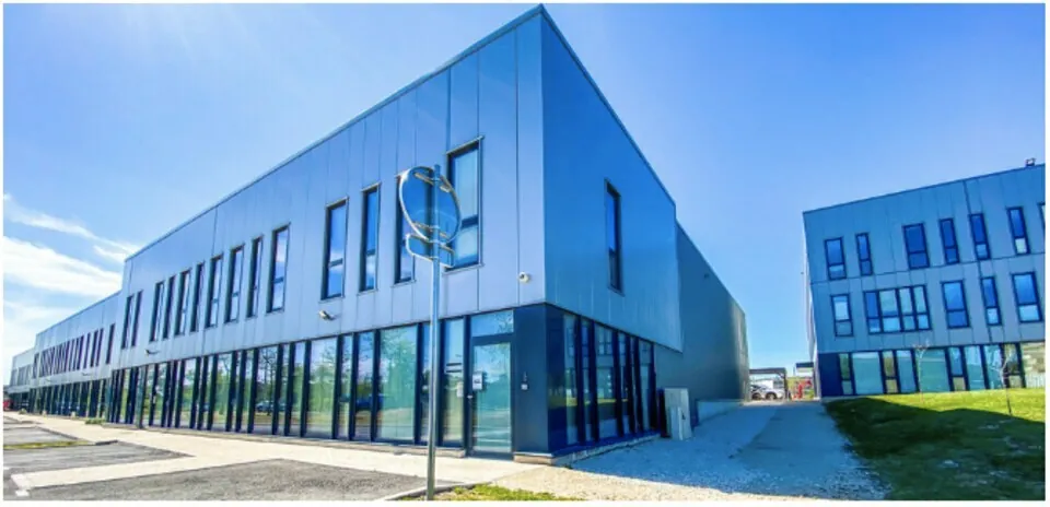 BUREAUX A LOUER DE 160 M&sup2;