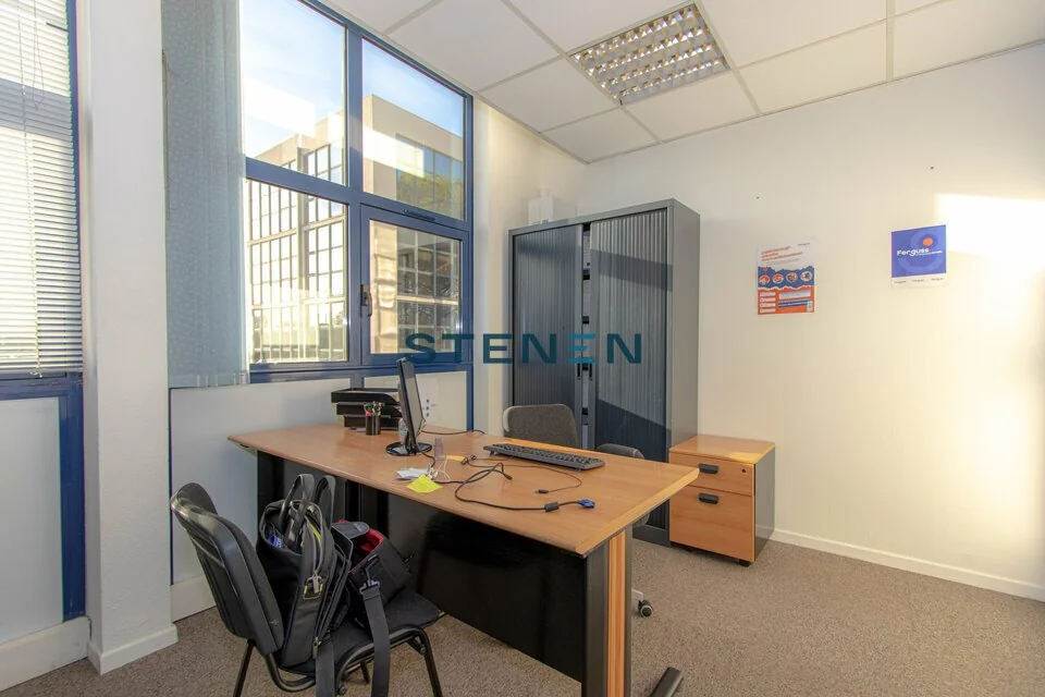 BUREAUX A LOUER DE 183 M&sup2;