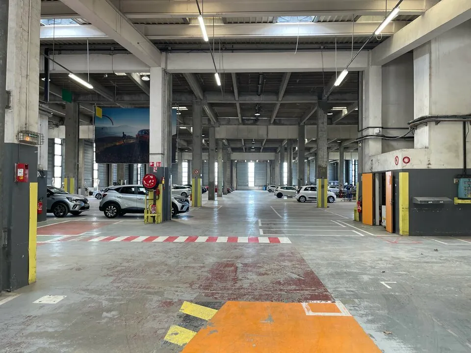 LOCAL D'ACTIVITÉ A LOUER DE 4 500 M&sup2;