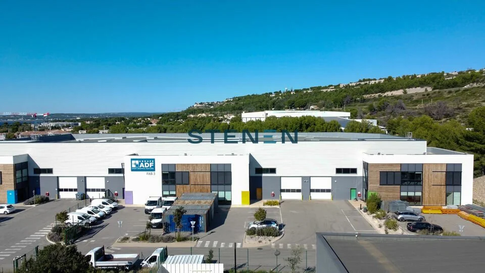 LOCAL D'ACTIVITÉ A LOUER DE 2 991 M&sup2; DIVISIBLES A PARTIR DE 946 M&sup2;