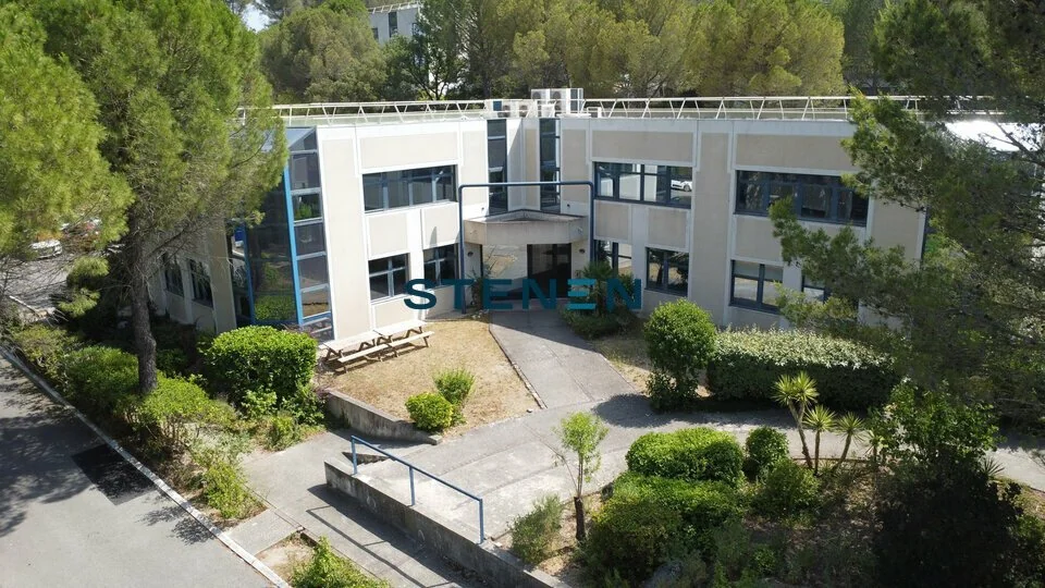 BUREAUX A LOUER DE 125 M&sup2;
