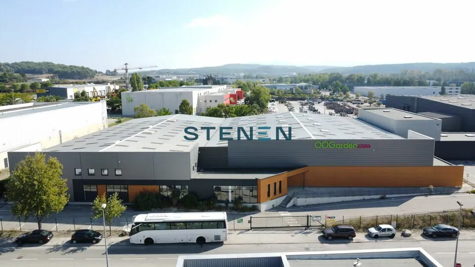 LOCAL D'ACTIVITE - ENTREPOT A LOUER DE 4 800 M&sup2;