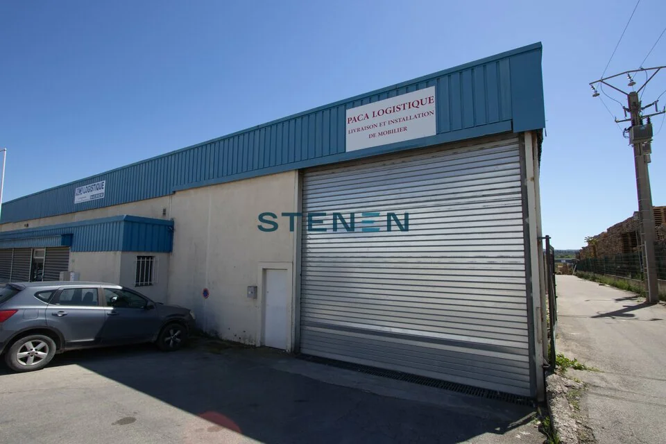 LOCAL D'ACTIVITE - ENTREPOT A LOUER DE 450 M²