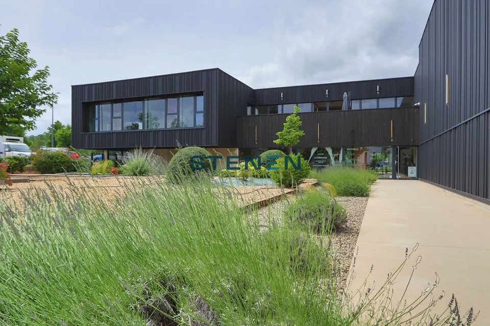 BUREAUX A LOUER DE 320 M&sup2;