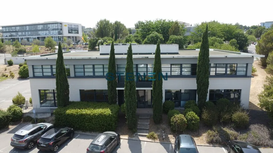 BUREAUX A LOUER DE 109 M&sup2;