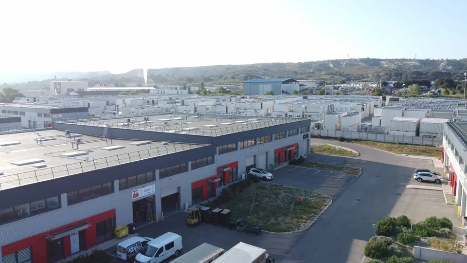 LOCAL D'ACTIVITE - ENTREPOT A LOUER DE 359 M&sup2;