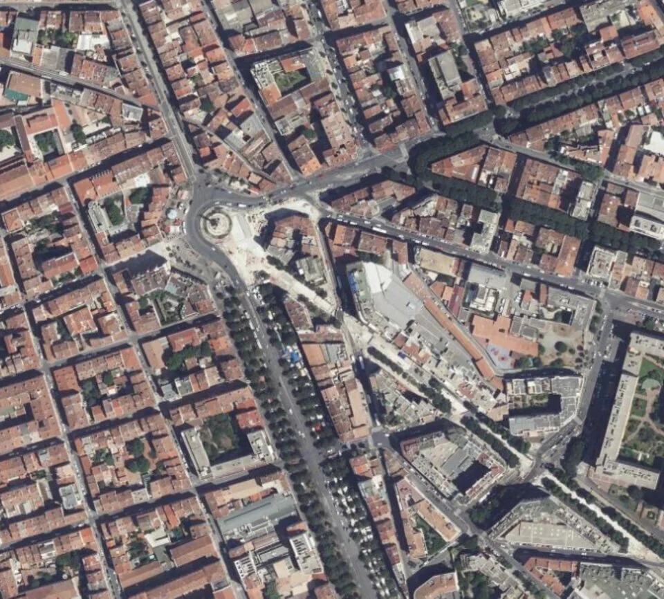 LOCAL COMMERCIAL A LOUER DE 211 M&sup2;