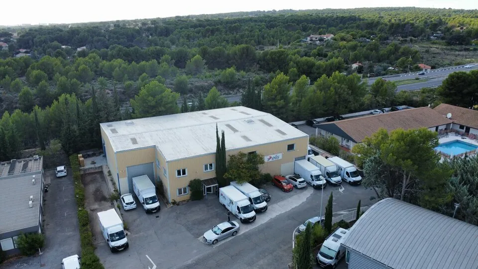 LOCAL D'ACTIVITE - ENTREPOT A LOUER DE 730 M&sup2;