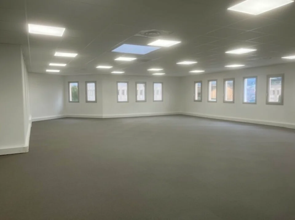 BUREAUX A LOUER DE 255 M&sup2;
