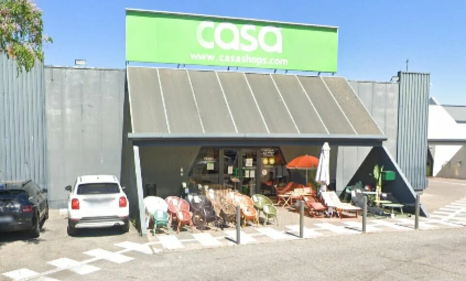 LOCAL COMMERCIAL A LOUER DE 422 M&sup2;