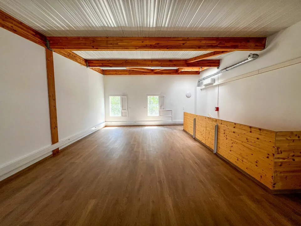 BUREAUX A VENDRE OU A LOUER DE 388 M&sup2; DIVISIBLES A PARTIR DE 96 M&sup2;