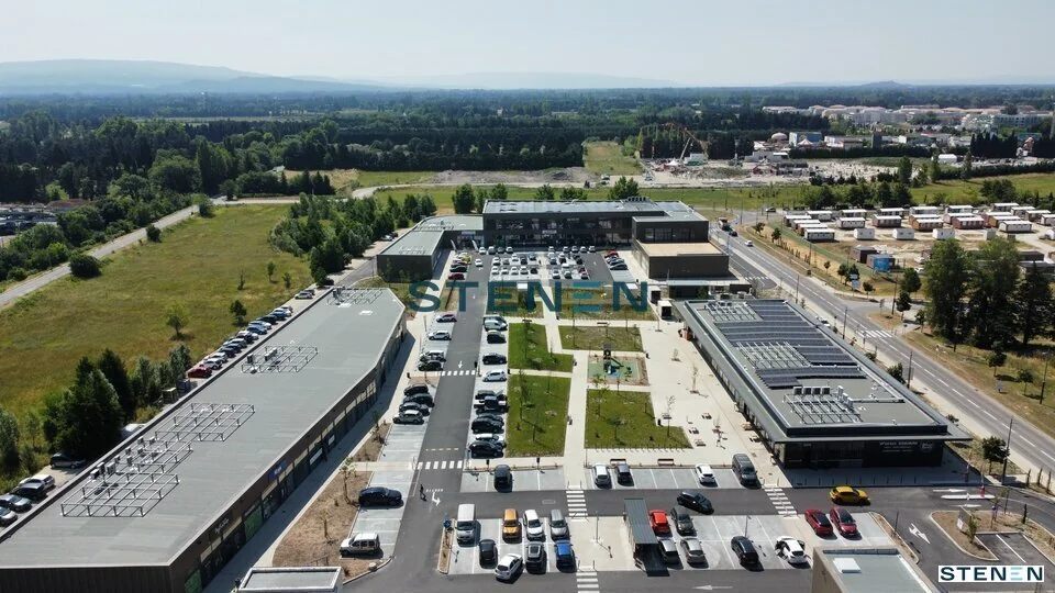 LOCAL COMMERCIAL A LOUER DE 139 M&sup2;